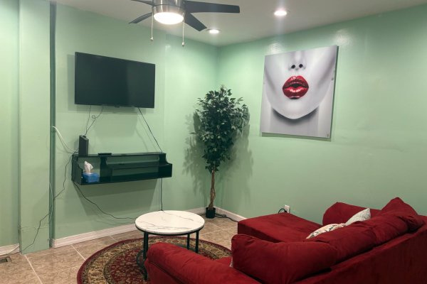Claymont Home