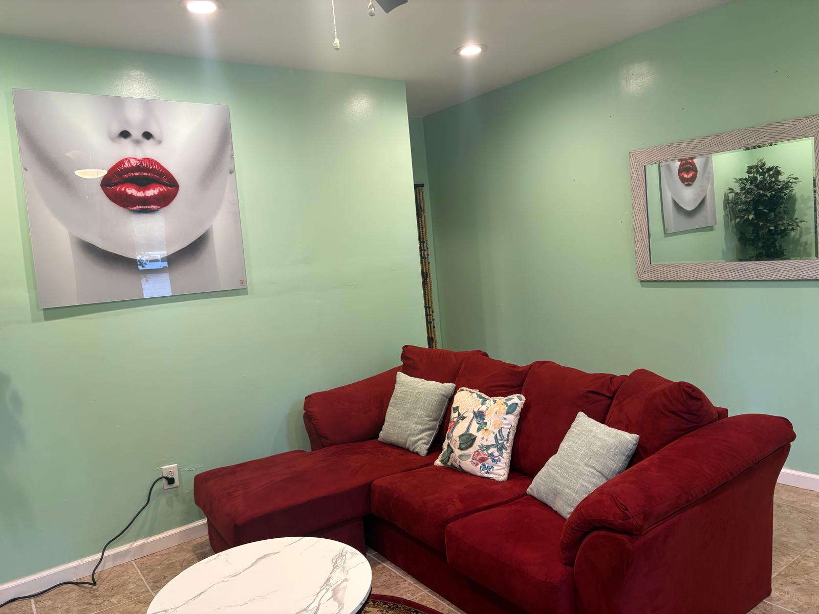 Claymont Home - Image 2