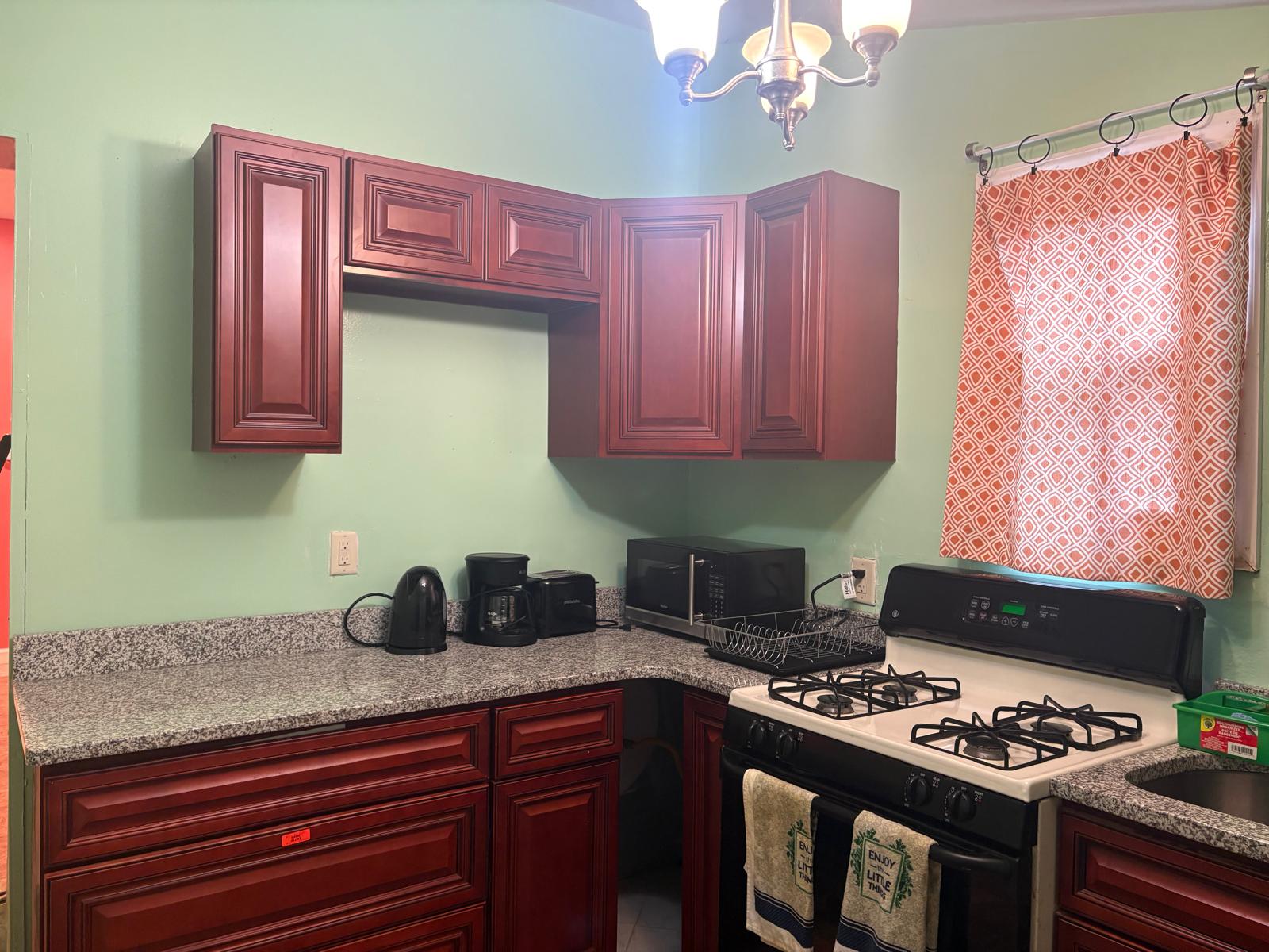 Claymont Home - Image 8