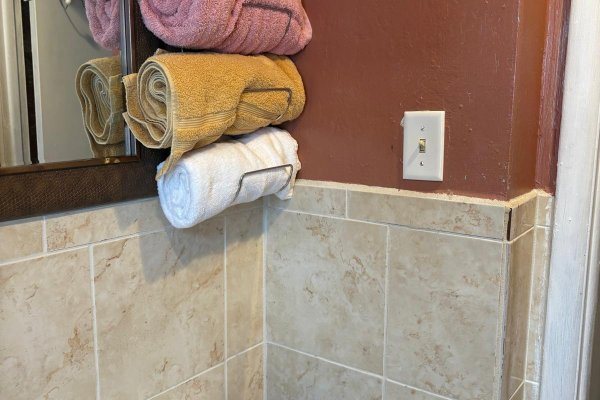 Welsh Road House - Image 21