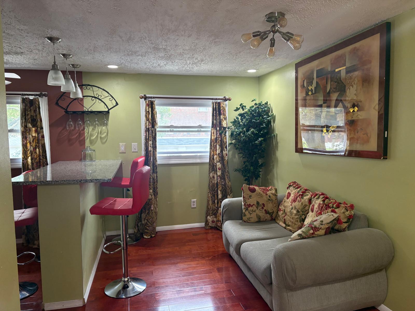 Welsh Road House - Image 4