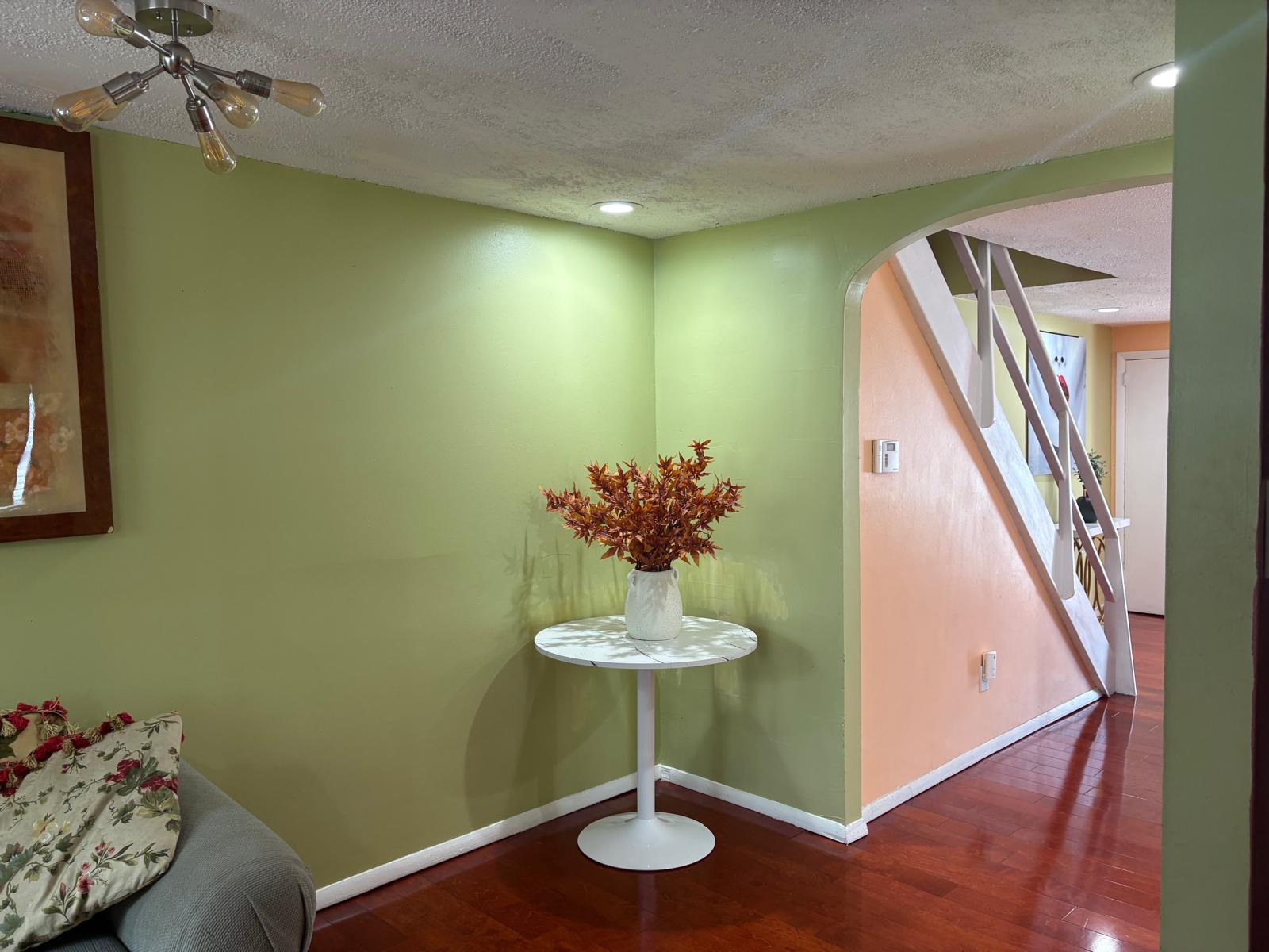 Welsh Road House - Image 6