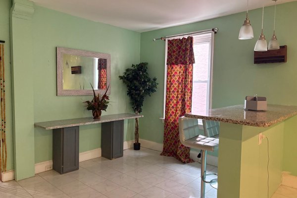Rose Street Home - Image 2