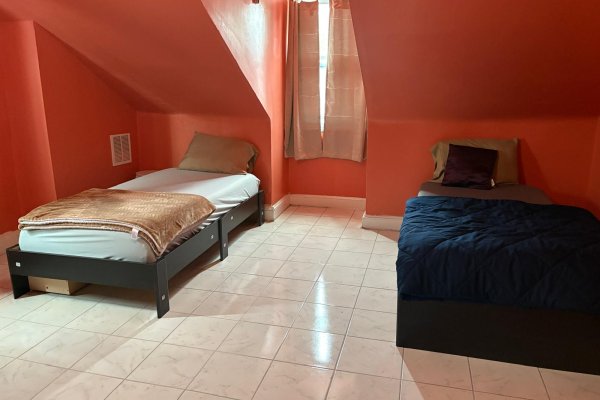 Rose Street Home - Image 35