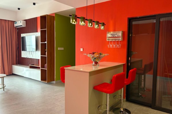 Green Plaza - Image 7