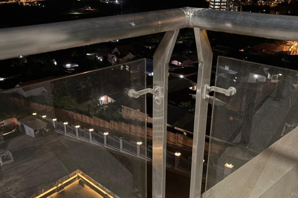 Green Plaza - Image 53