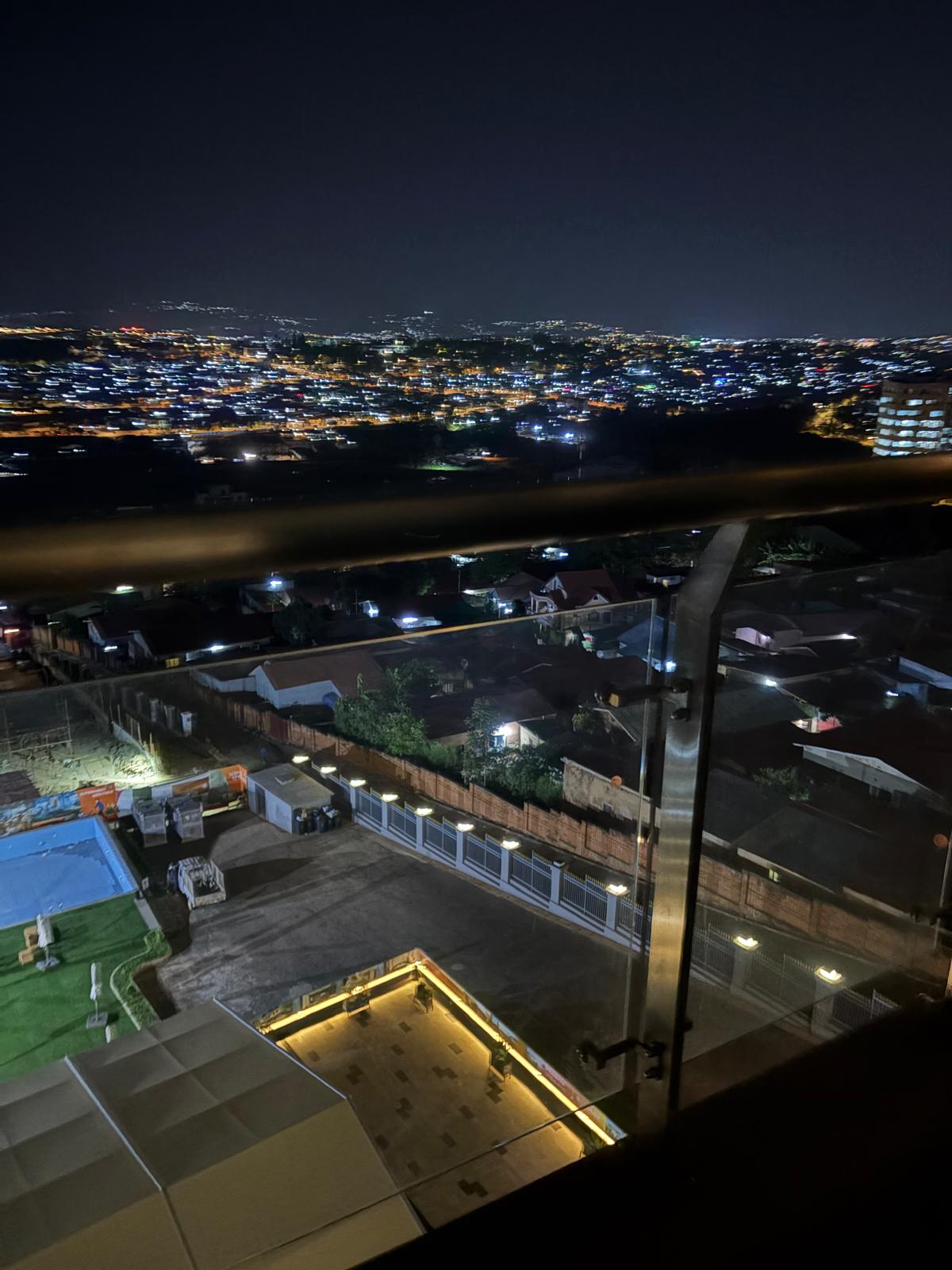 Green Plaza - Image 54