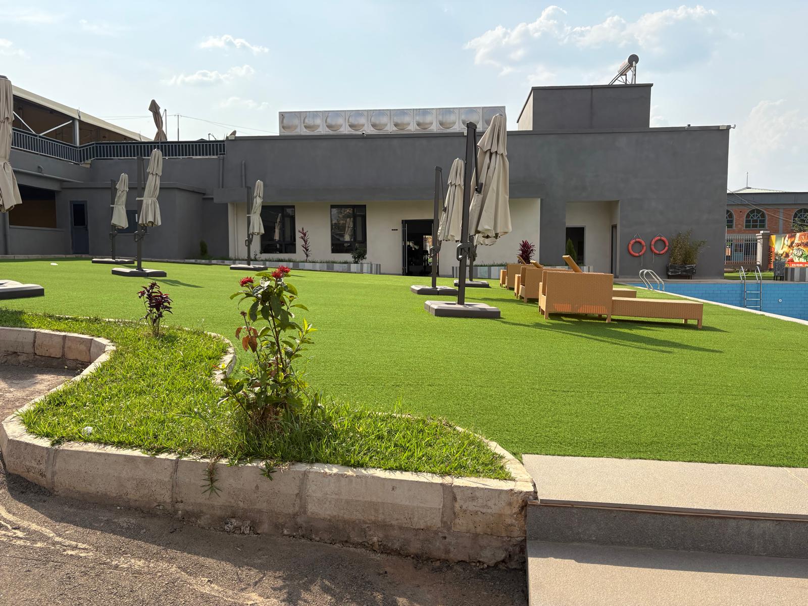 Green Plaza - Image 57